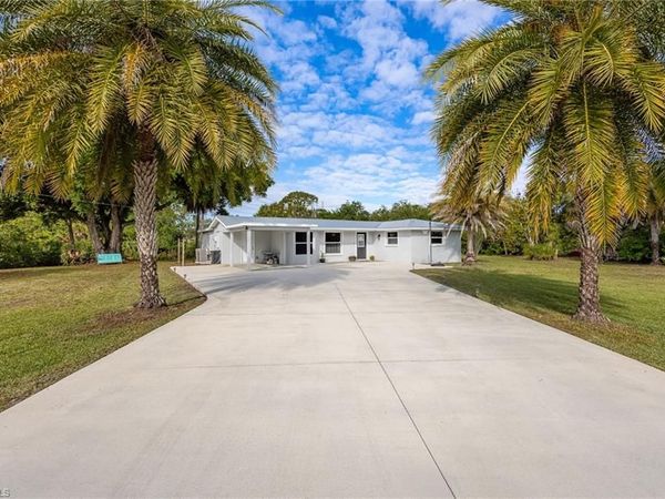 17041 E Lake DR , NORTH FORT MYERS, FL 33917
