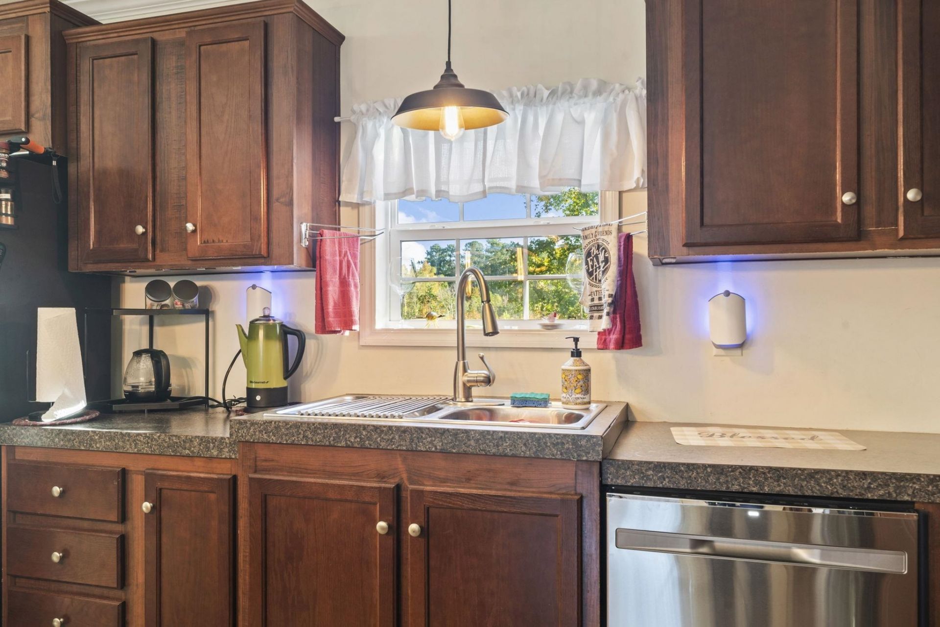 3806 Highway 472  Photo 6