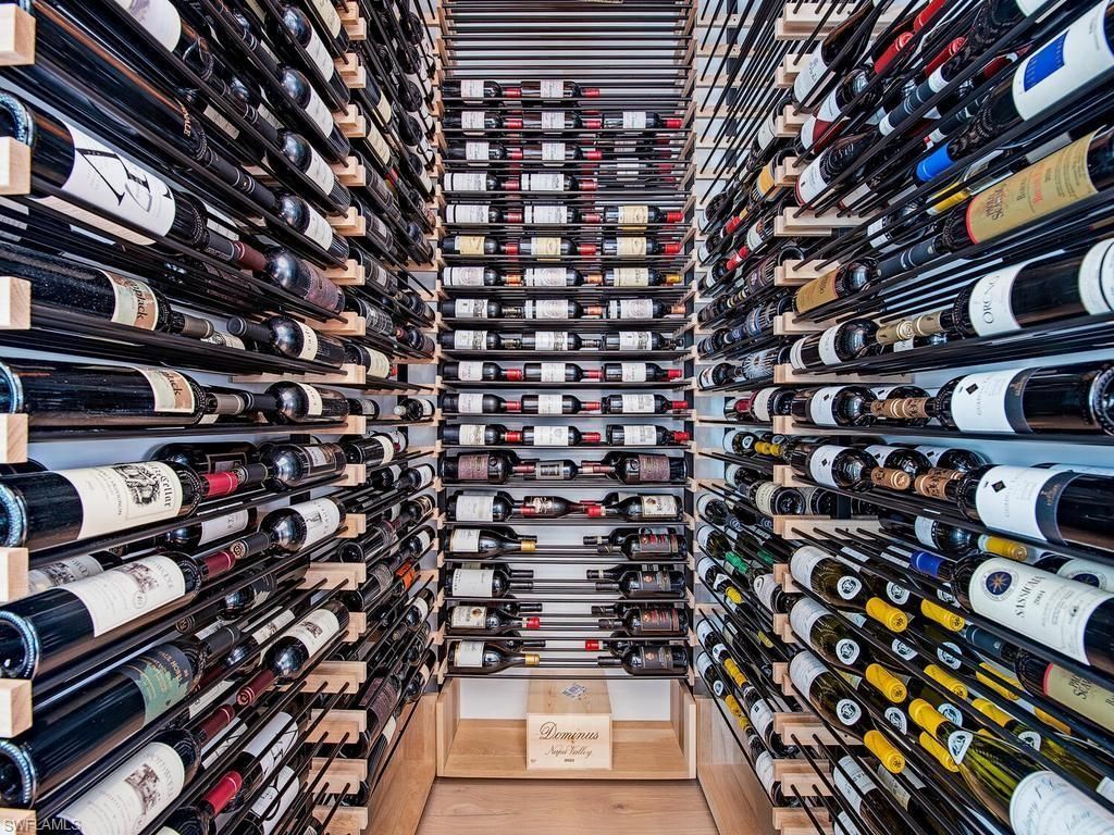 3040 Fort Charles Dr, Naples, FL 34102 Photo