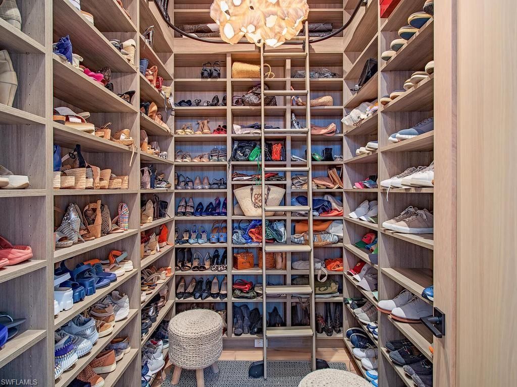 3040 Fort Charles Dr, Naples, FL 34102 Photo