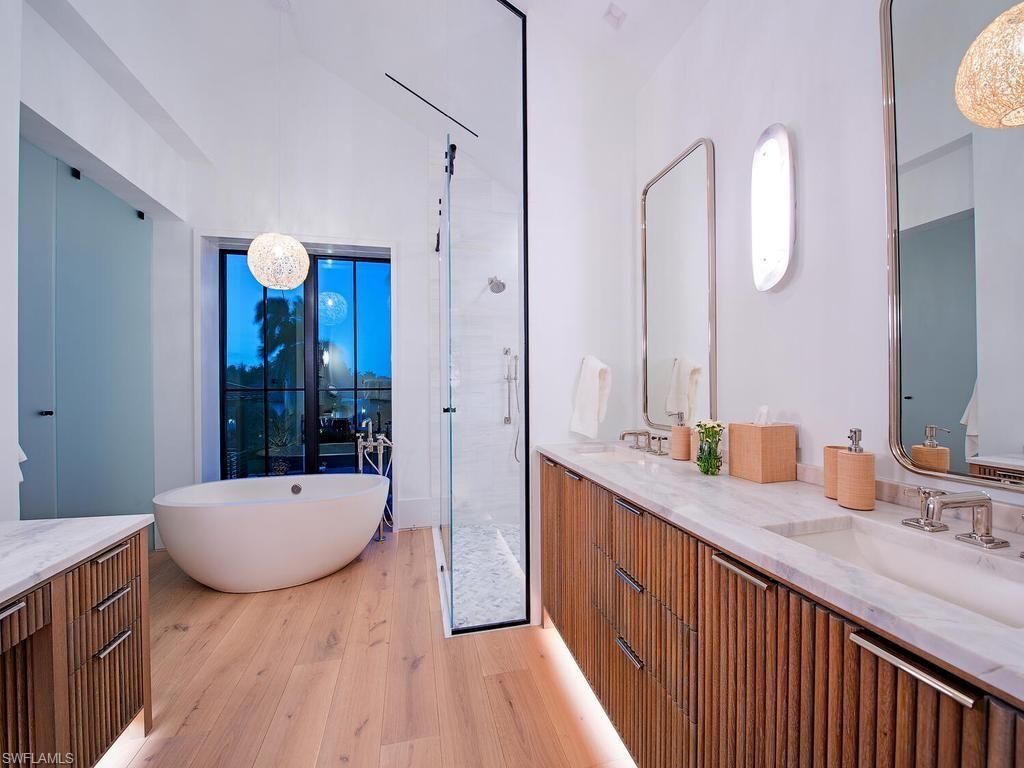 3040 Fort Charles Dr, Naples, FL 34102 Photo