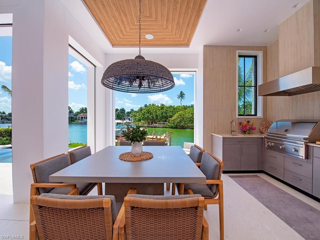 3040 Fort Charles Dr, Naples, FL 34102 Photo