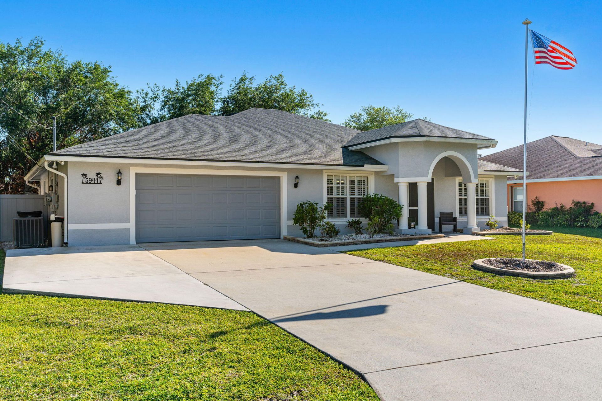 5944 NW Baynard Drive, Port Saint Lucie, FL 34986 Photo