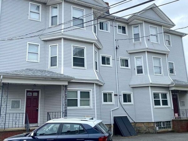47 Davis St, Unit 3, Fall River, MA 02720