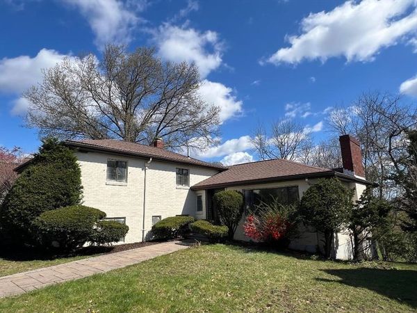 169 Grove Street, Cambridge, MA 02138