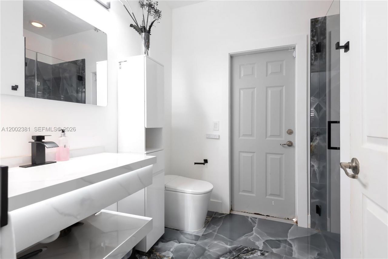 685 SE 37th Pl , Homestead, FL 33033 Photo