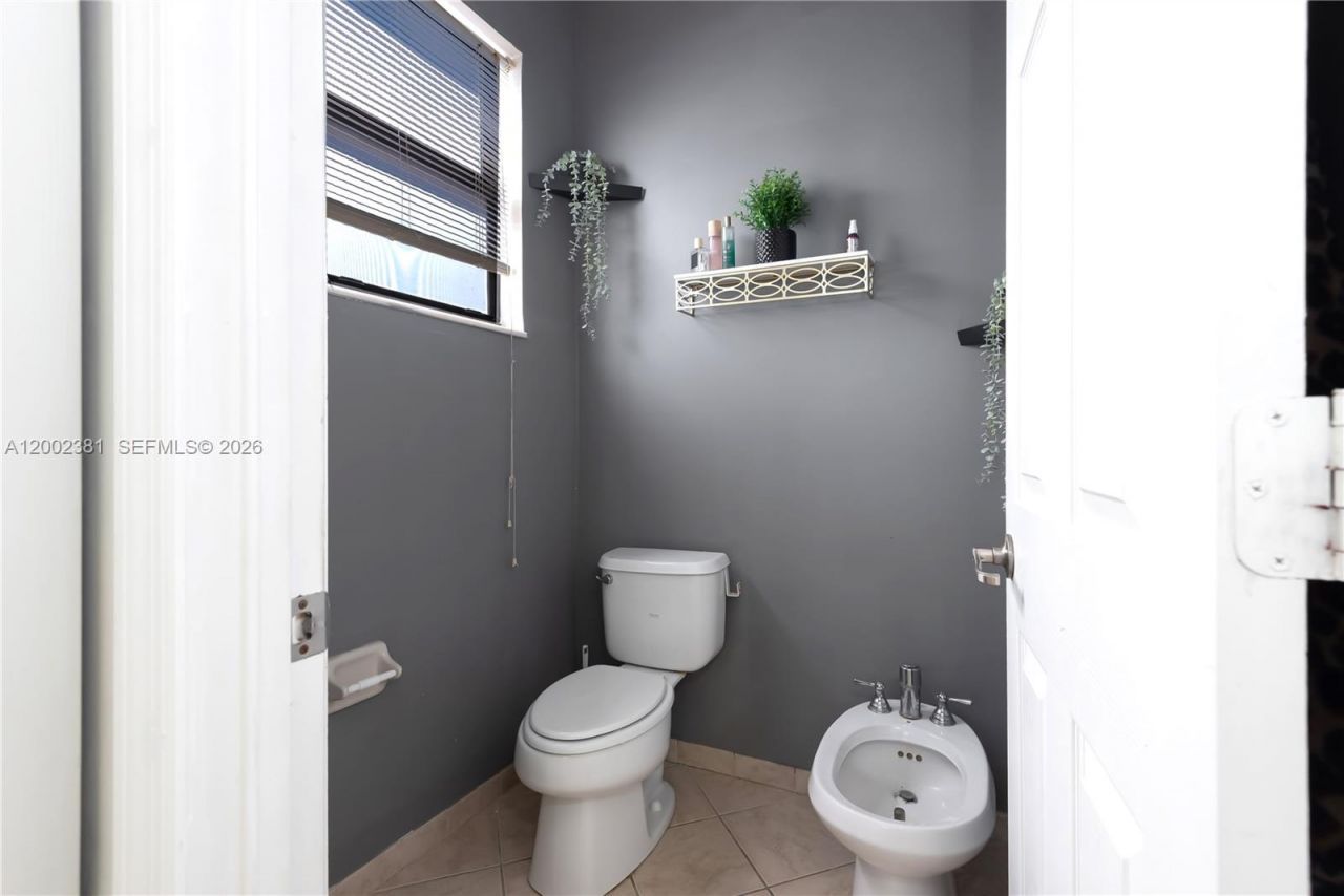 685 SE 37th Pl , Homestead, FL 33033 Photo