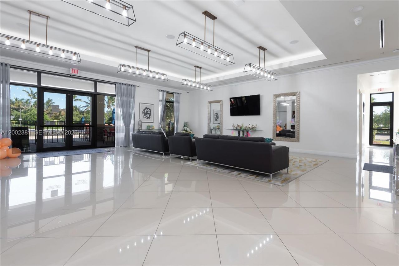 685 SE 37th Pl , Homestead, FL 33033 Photo