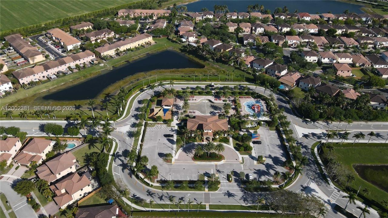 685 SE 37th Pl , Homestead, FL 33033 Photo