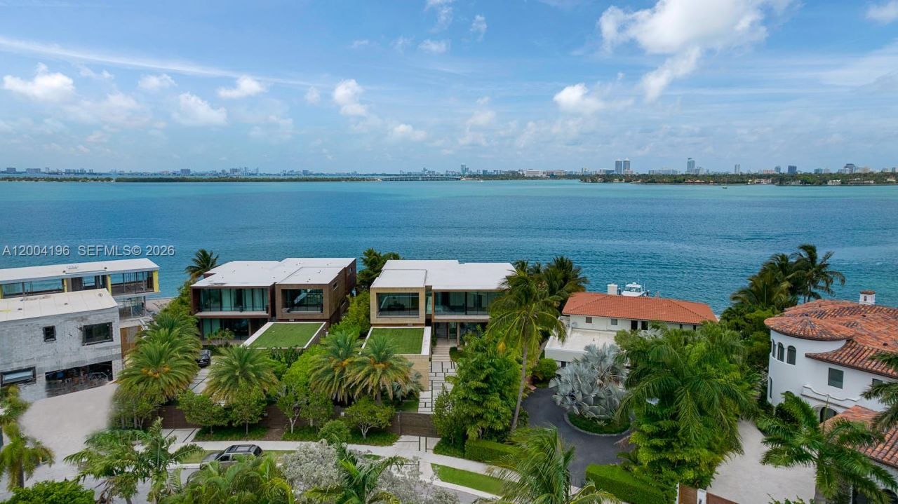 825 E Dilido Dr, Miami Beach, FL 33139 Photo