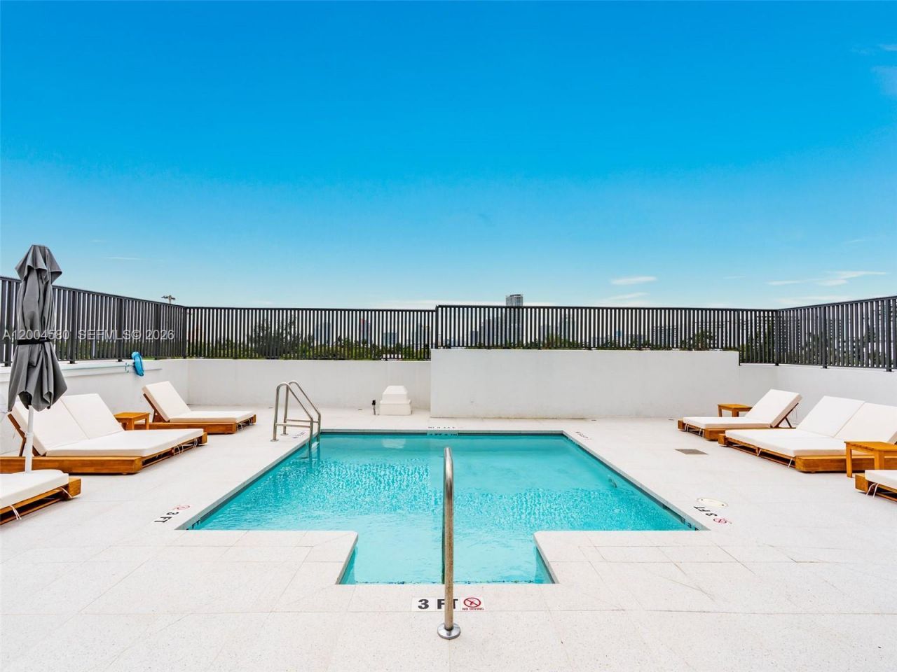 1030 15th St, Unit 321, Miami Beach, FL 33139 Photo