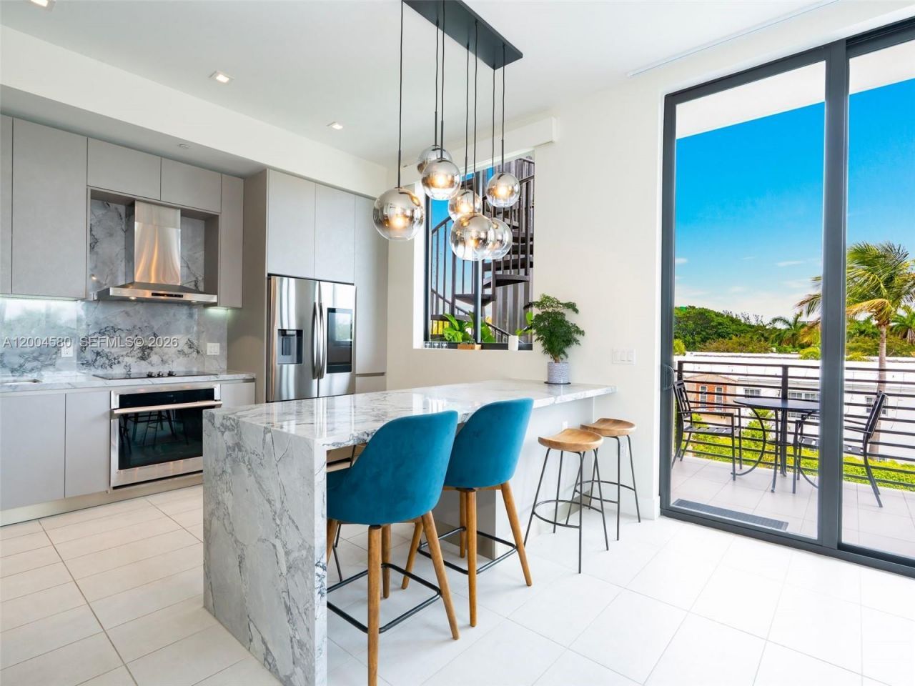 1030 15th St, Unit 321, Miami Beach, FL 33139 Photo