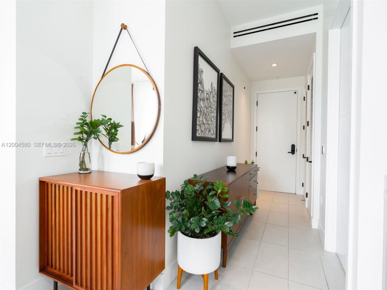 1030 15th St, Unit 321, Miami Beach, FL 33139 Photo