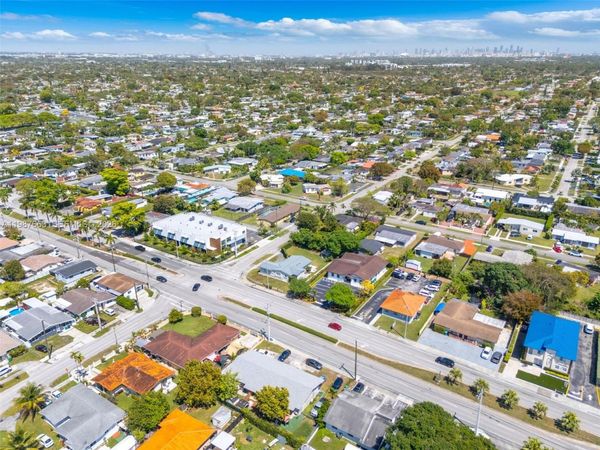 3630 SW 87th Ave, Miami, FL 33165