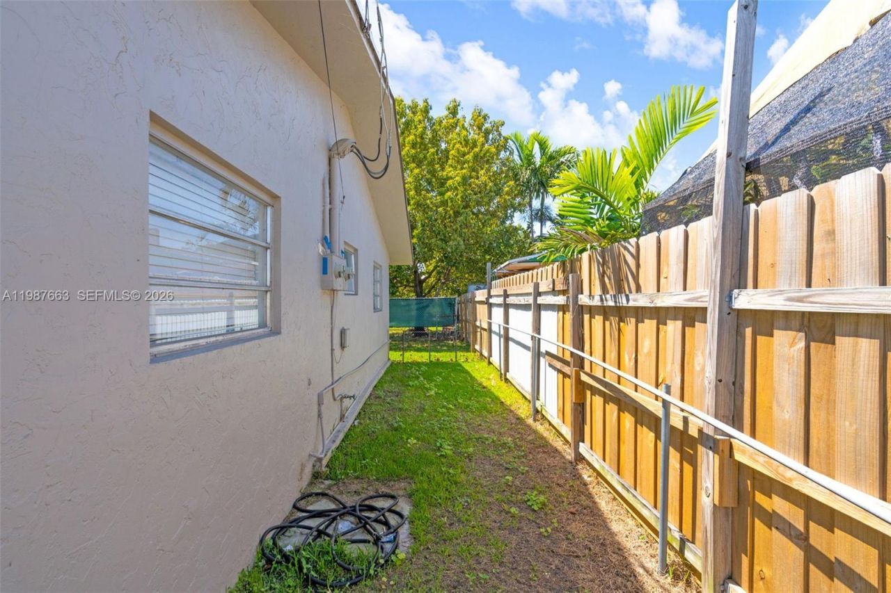 3630 SW 87th Ave, Miami, FL 33165 Photo