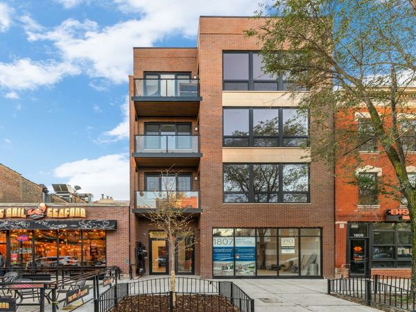 1807 W Division Street , Unit 301, Chicago, IL 60622