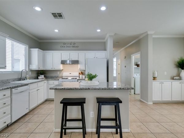 1457 Winters Run Avenue , Las Vegas, NV 89183