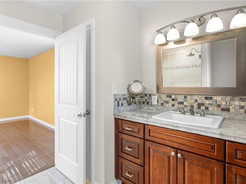 1015 Biltmore Avenue, Toronto, OH 43964 Photo 20