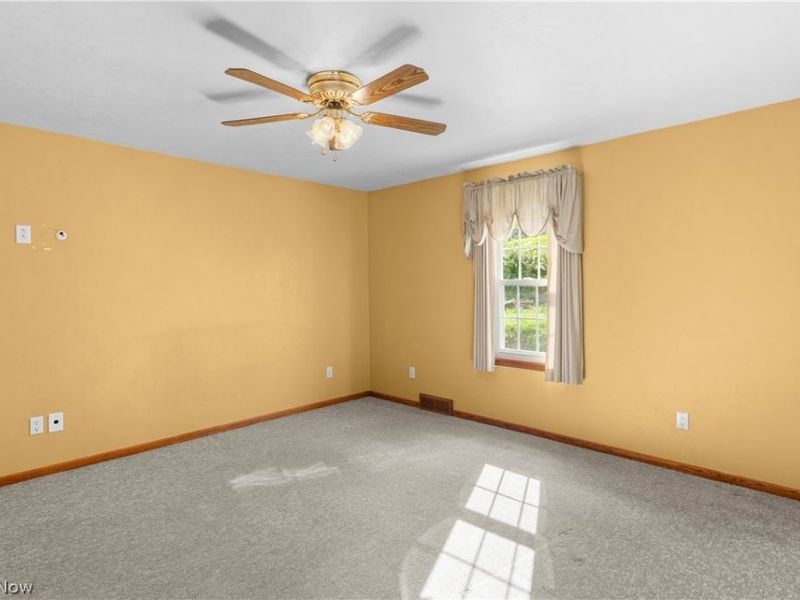 1015 Biltmore Avenue, Toronto, OH 43964 Photo 27