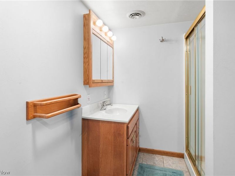 1015 Biltmore Avenue, Toronto, OH 43964 Photo 36