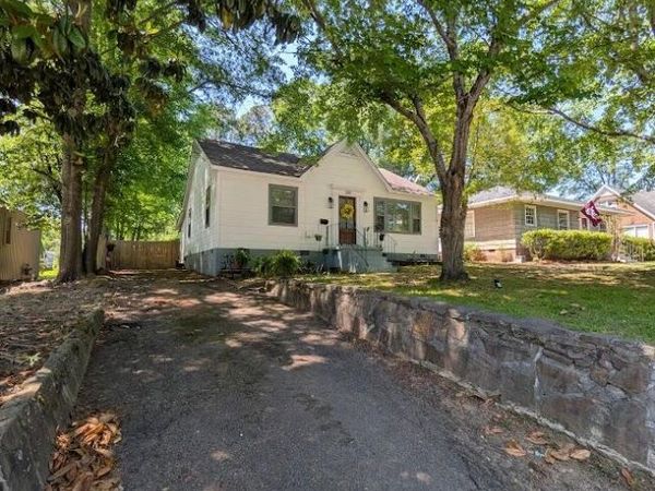 505 Magnolia Dr., Tupelo, MS 38804