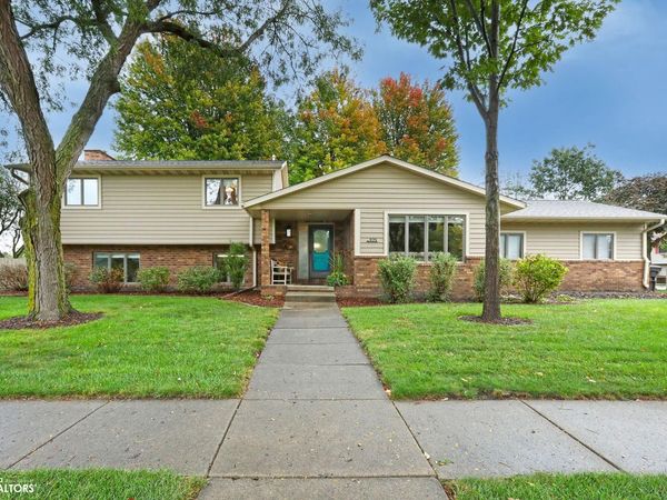 925 S 12th Street, Nevada, IA 50201