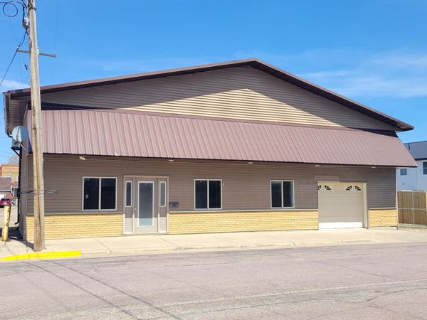 215 Paquin Street E, Waterville, MN 56096