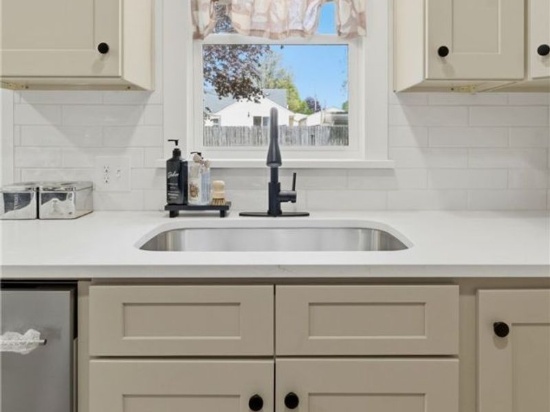 4871 15th Street SW, Canton, OH 44710 Photo 10