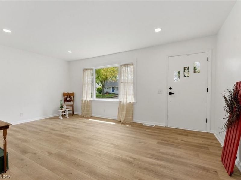 4871 15th Street SW, Canton, OH 44710 Photo 4