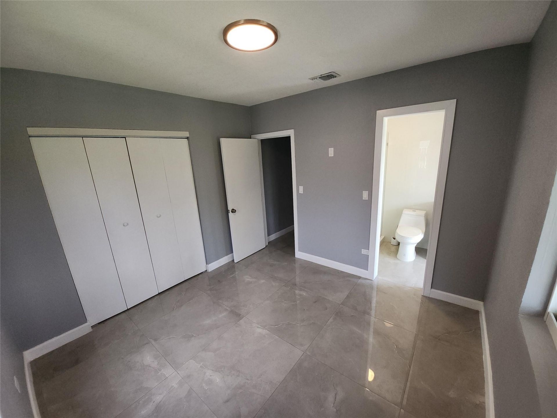 1766 NE 181st Street, North Miami Beach, FL 33162 Photo