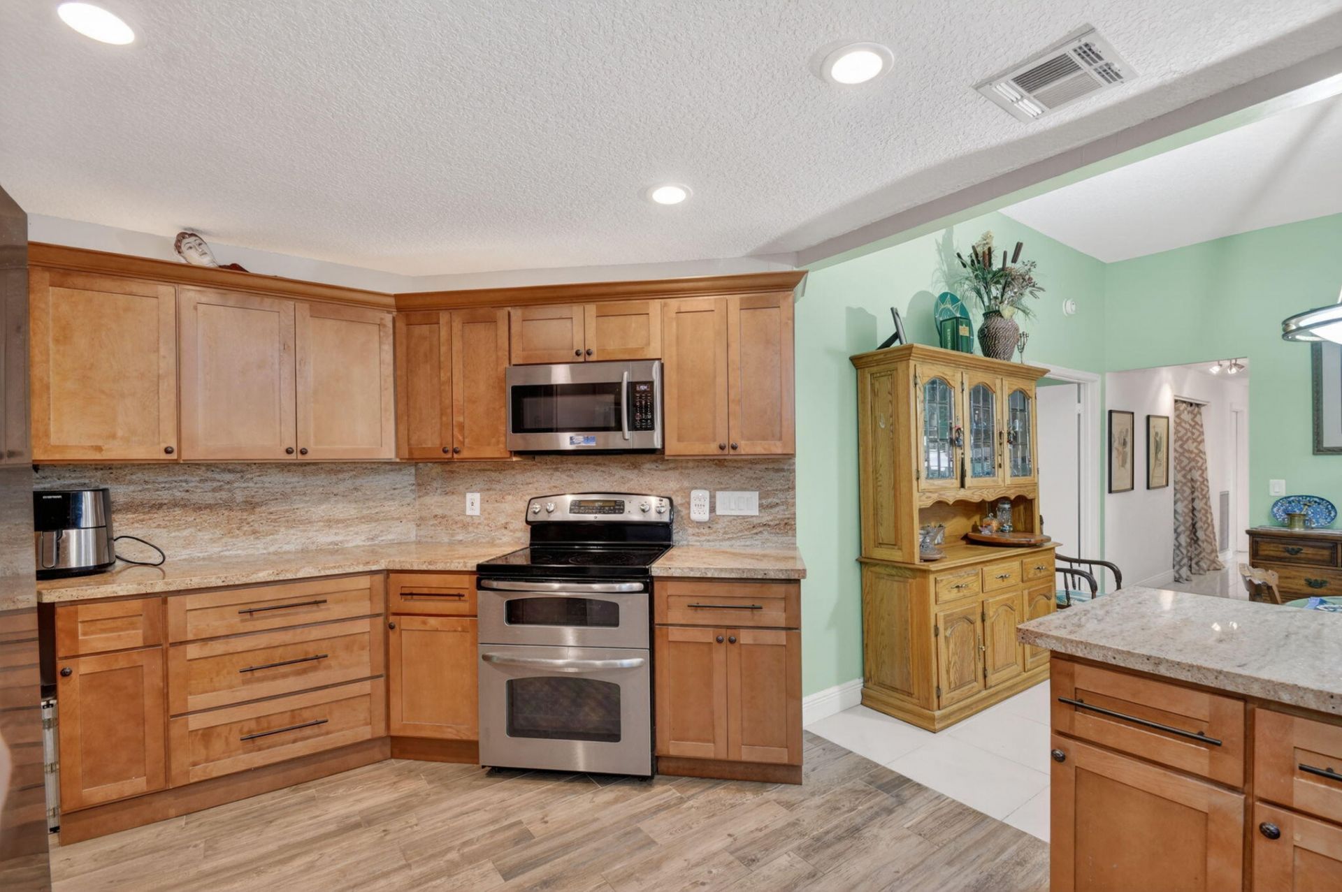 5155 Pine Drive, Boynton Beach, FL 33437 Photo