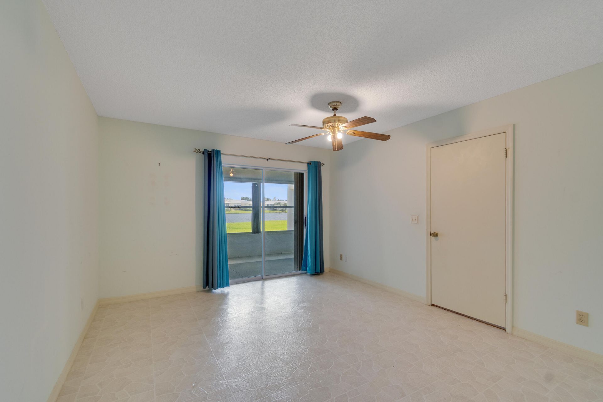 356 Grove Isle Circle, Vero Beach, FL 32962 Photo