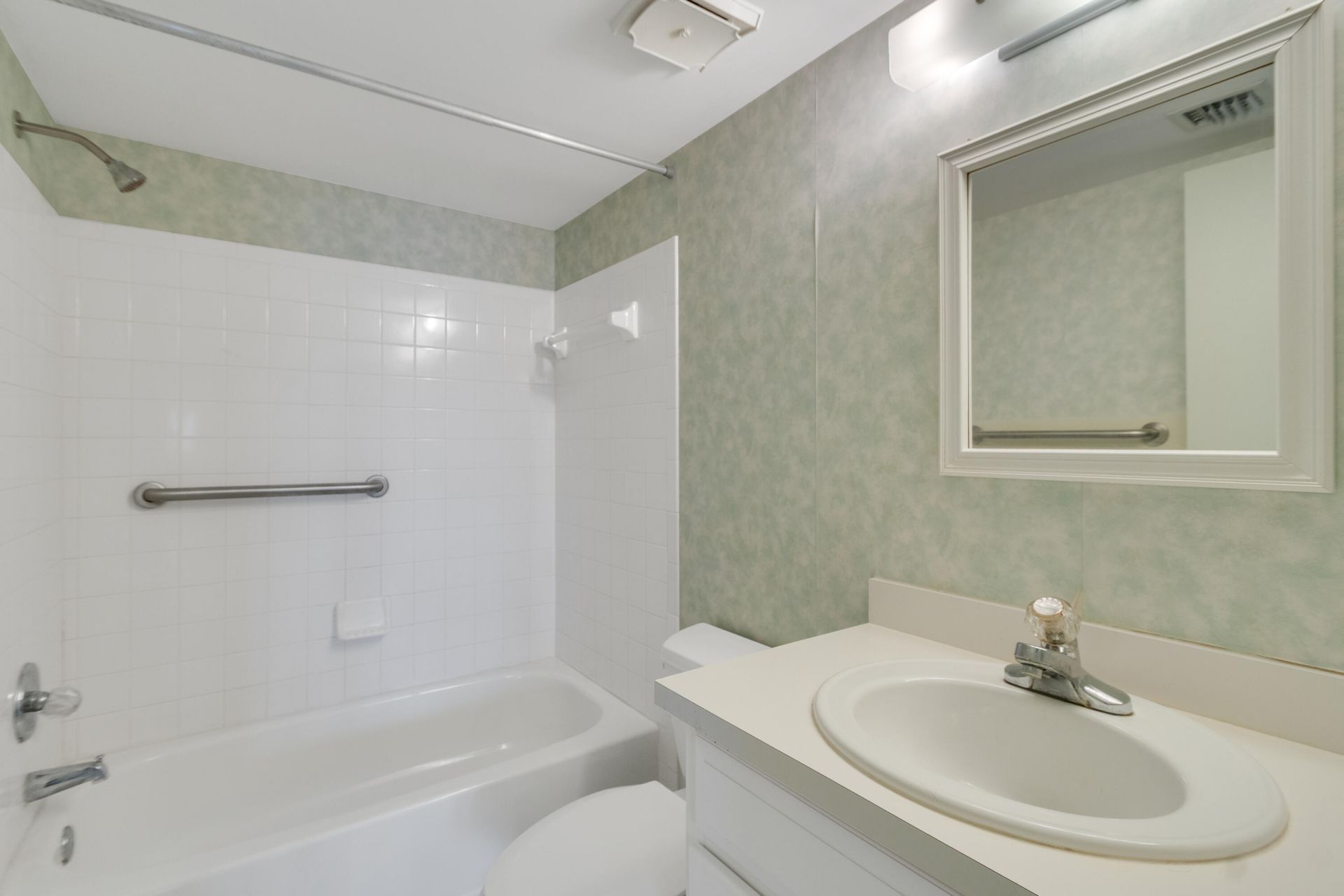 356 Grove Isle Circle, Vero Beach, FL 32962 Photo