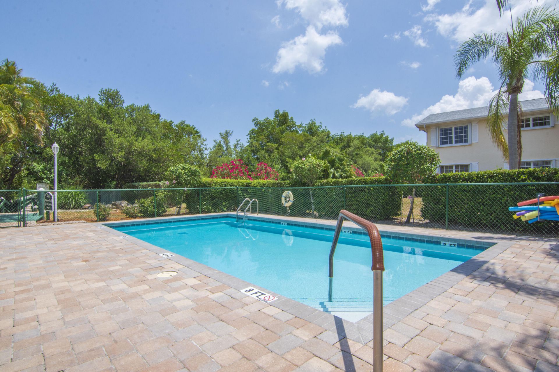 356 Grove Isle Circle, Vero Beach, FL 32962 Photo