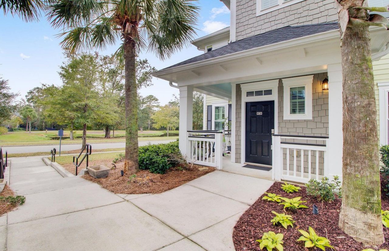 1225 Blakeway Street Charleston, SC 29492