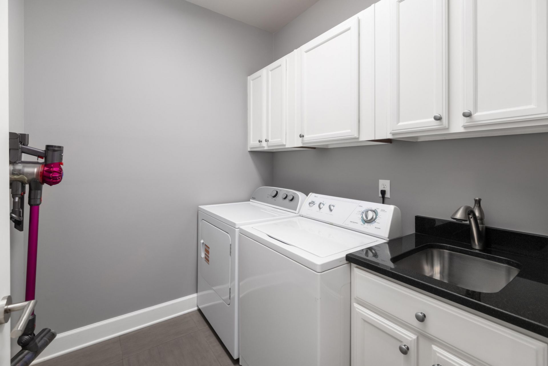 1225 Blakeway Street Photo 12