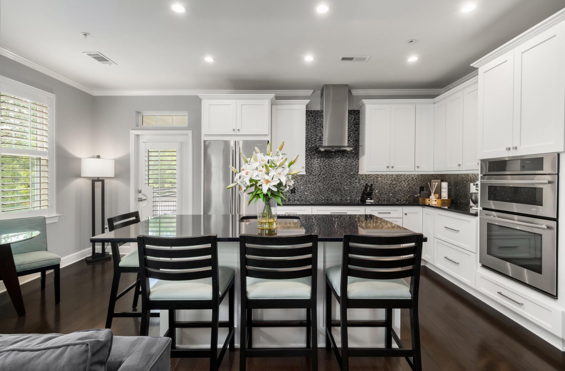 1225 Blakeway Street Photo 4