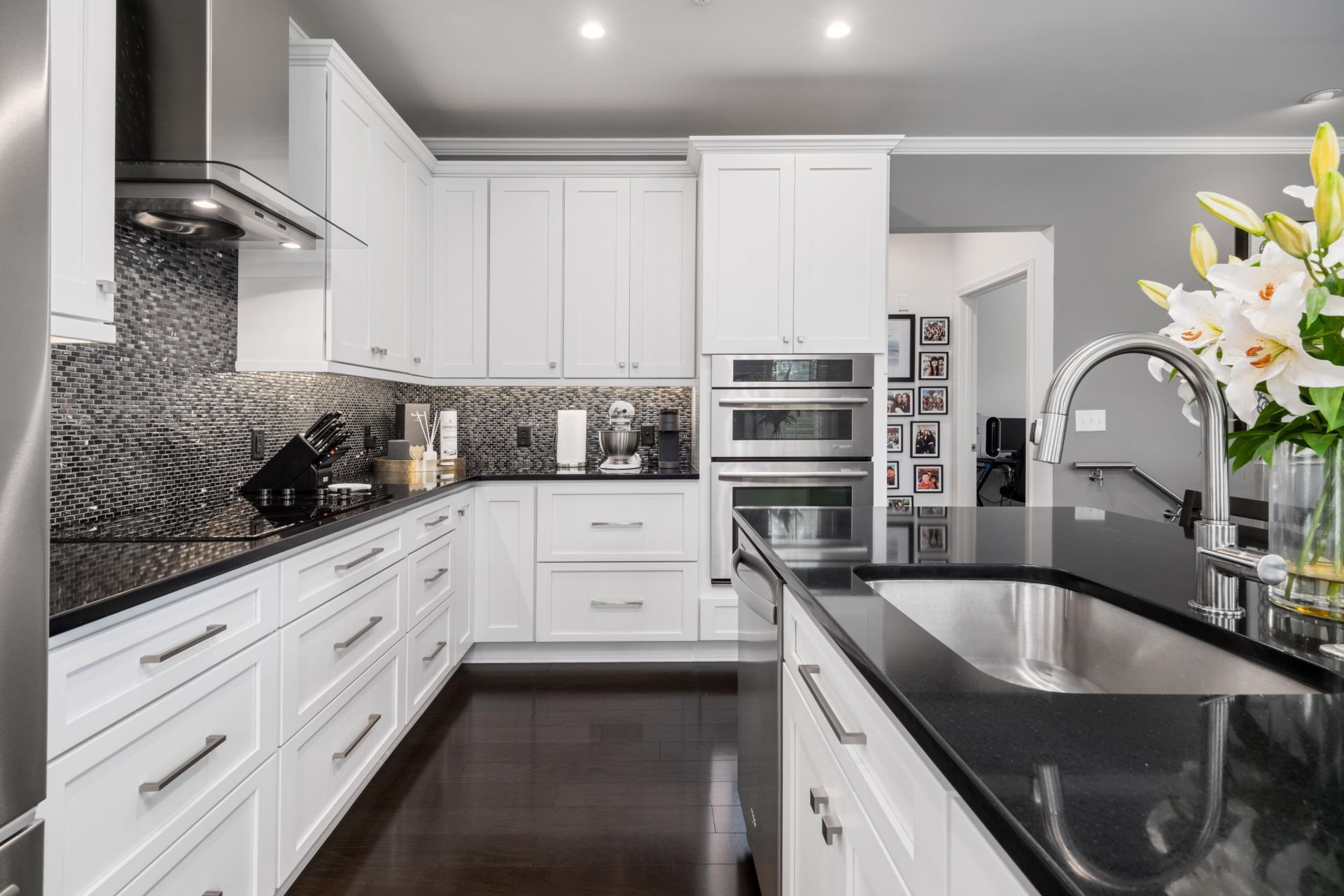 1225 Blakeway Street Photo 6