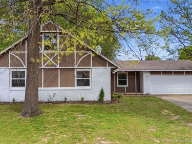 4307 S Hickory Place , Broken Arrow, OK 74011