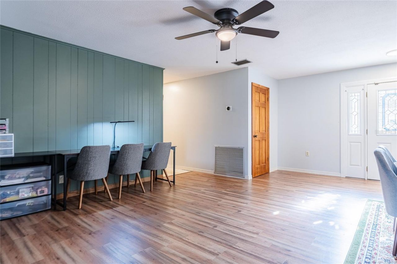 5905 Whispering Pines Road, Lakeland, FL 33811 Photo