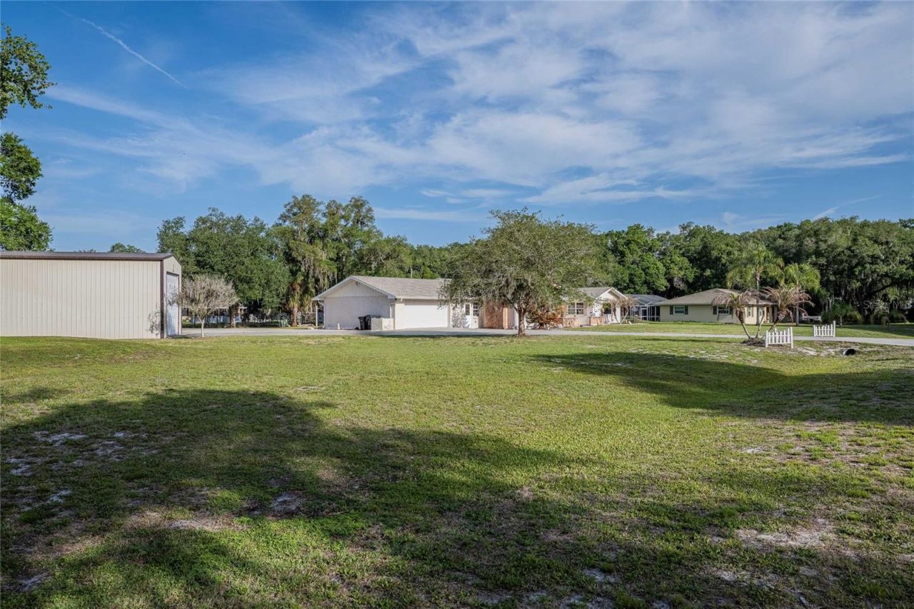 5905 Whispering Pines Road, Lakeland, FL 33811 Photo