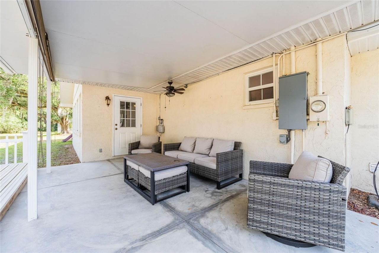 5905 Whispering Pines Road, Lakeland, FL 33811 Photo