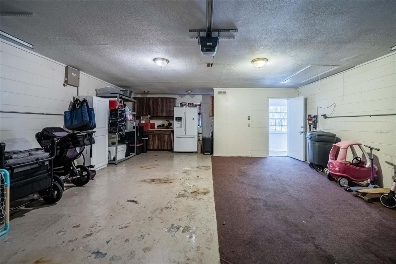 5905 Whispering Pines Road, Lakeland, FL 33811 Photo