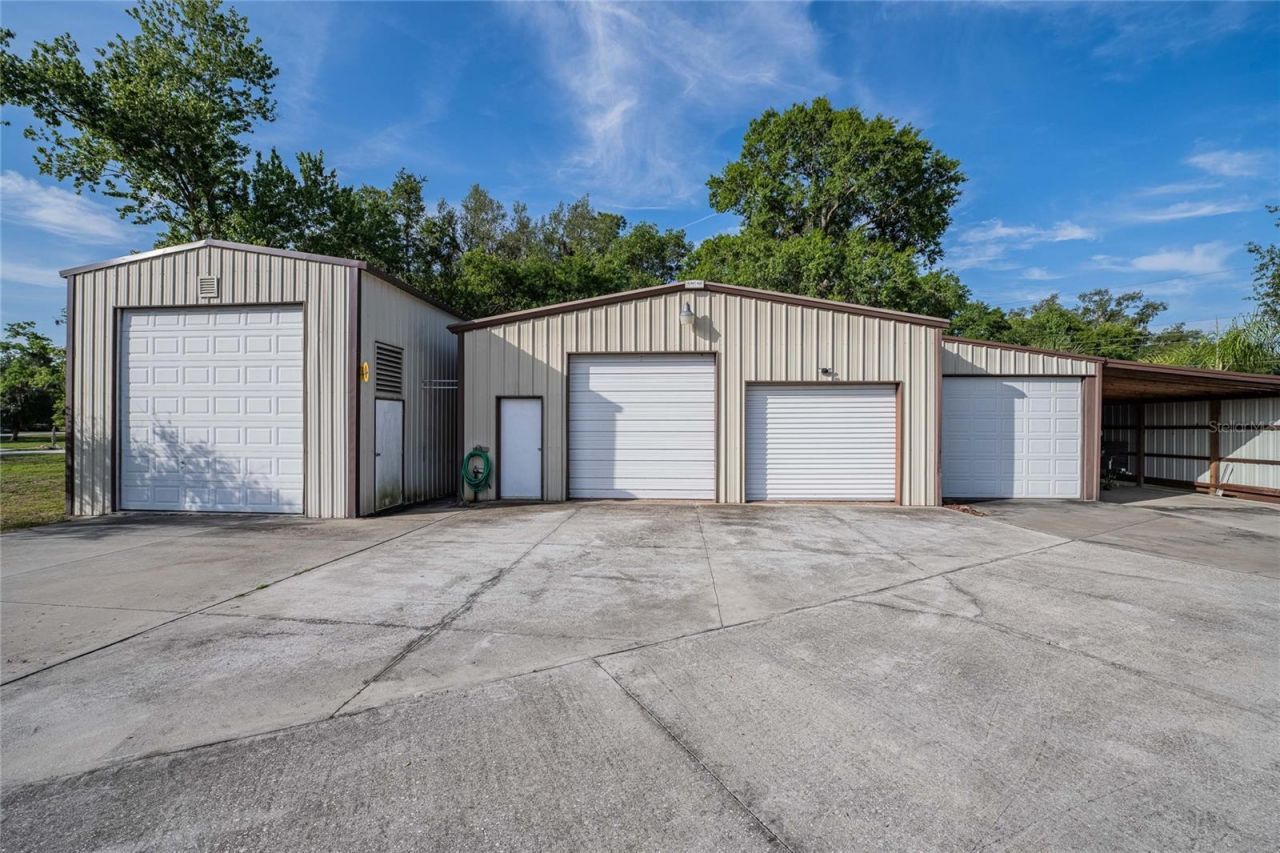 5905 Whispering Pines Road, Lakeland, FL 33811 Photo