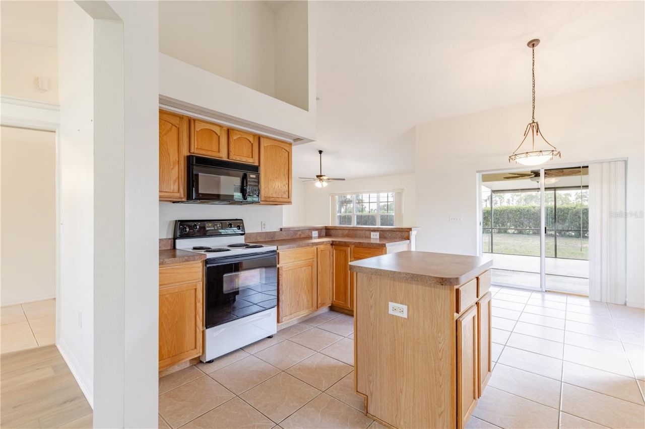 3353 Abaco Drive, Tavares, FL 32778 Photo