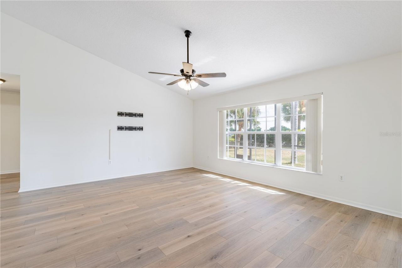 3353 Abaco Drive, Tavares, FL 32778 Photo