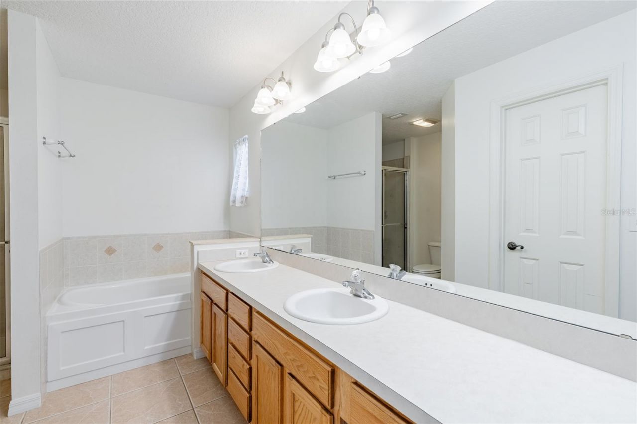 3353 Abaco Drive, Tavares, FL 32778 Photo