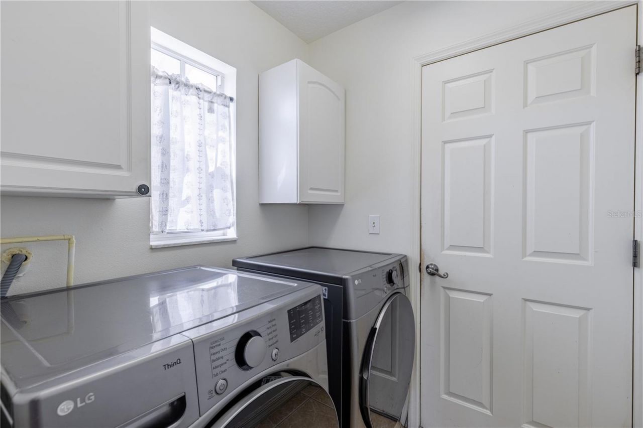 3353 Abaco Drive, Tavares, FL 32778 Photo