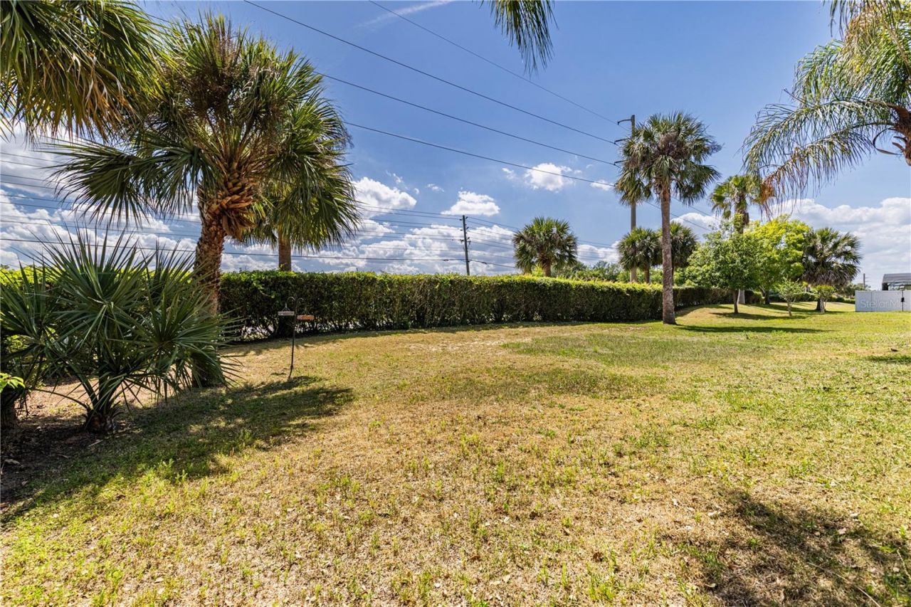 3353 Abaco Drive, Tavares, FL 32778 Photo