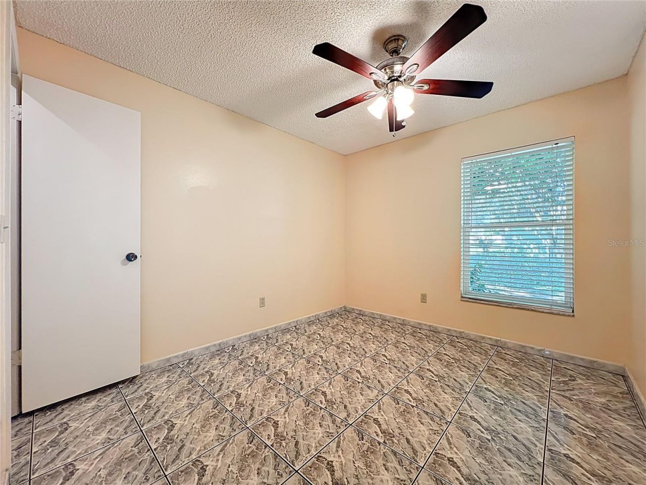 612 Palmetto Drive , Mascotte, FL 34753 Photo